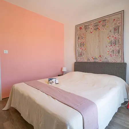 Semesterbostad Pescadou By Interhome