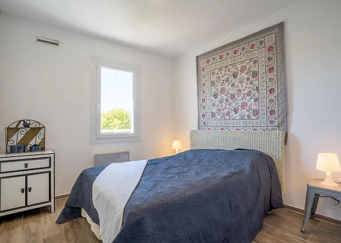 Feriehus Pescadou By Interhome Hyères