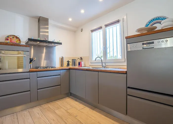 Pescadou By Interhome * Hyères